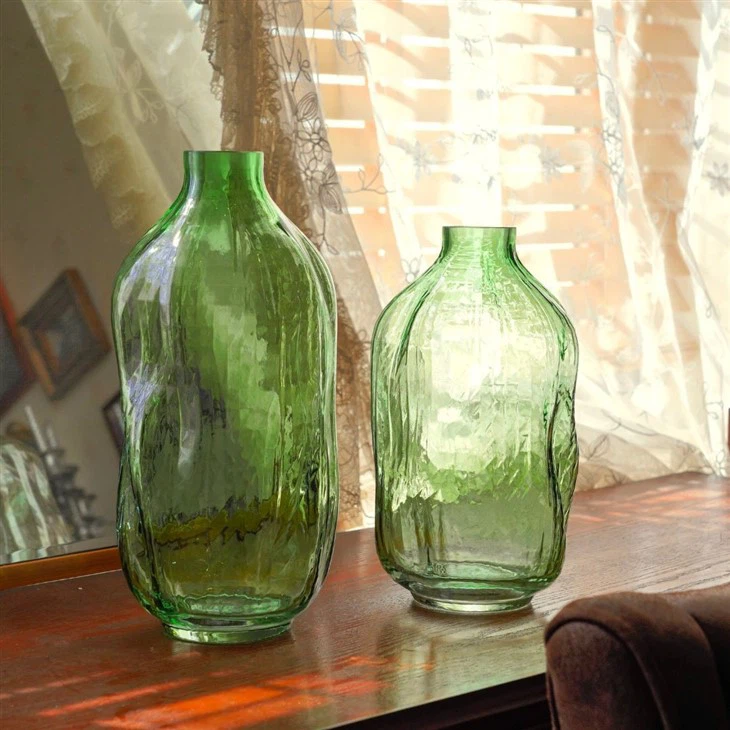 Artisan-Crafted Forest Green Glass Vase