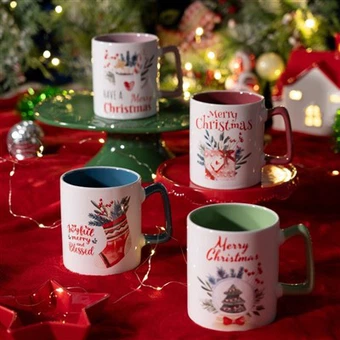 Ensemble de tasses à café de Noël de 4|Tasses à thème de Noël en céramique de 11 oz chacune